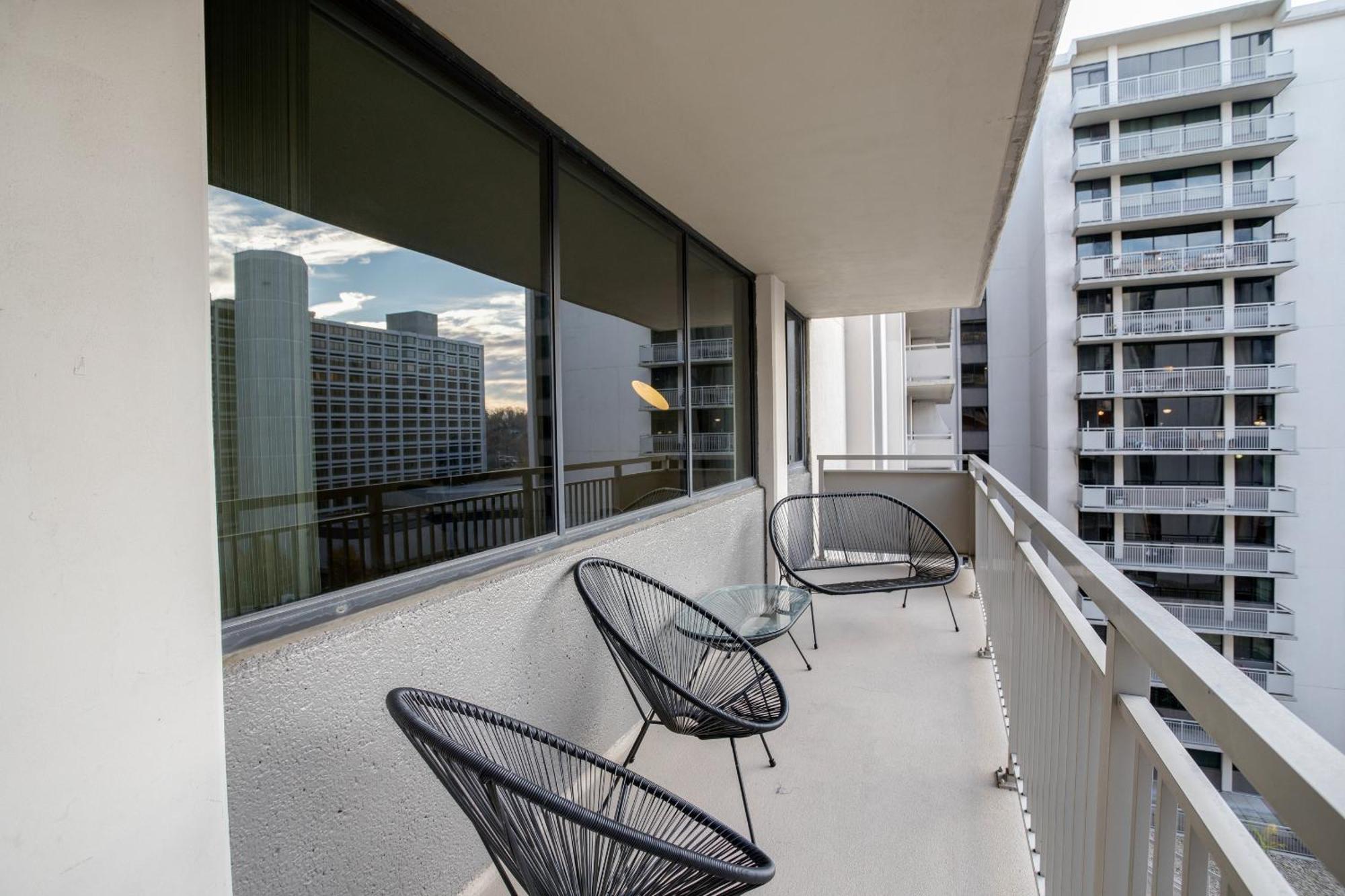 Stay With Style In This Apartment At Crystal City Arlington Exteriér fotografie